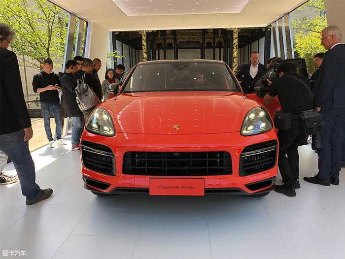 保时捷Cayenne Coupé中国上市 99.8万起