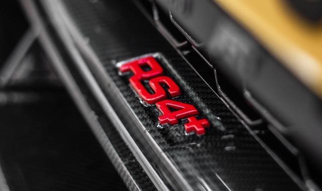奥迪RS4，全球限量50辆，百公里加速3.6秒