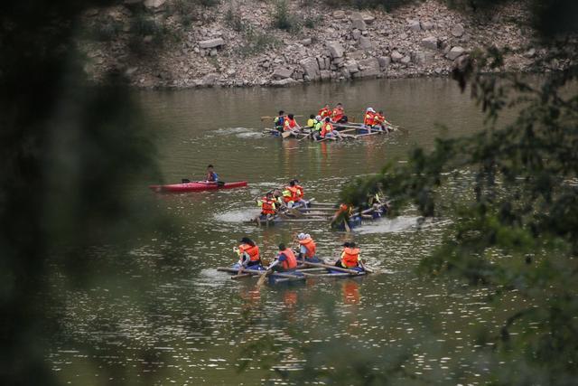 全国511名青少年齐聚嵩山 滑草射箭攀岩样样全这个夏令营不一般