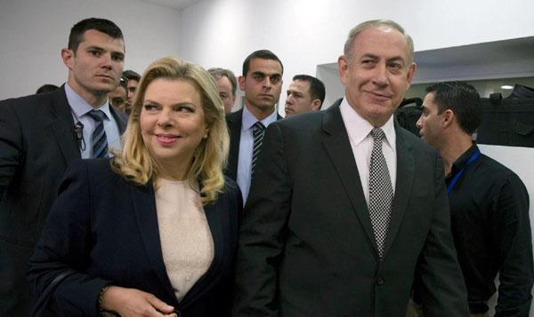 天设地造！妻子大闹机场，以色列总理不指责反而还感谢