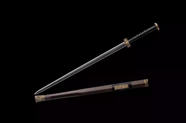 从汉到清，中国骑兵的武器是怎样从剑变到刀，从直变成弯的？