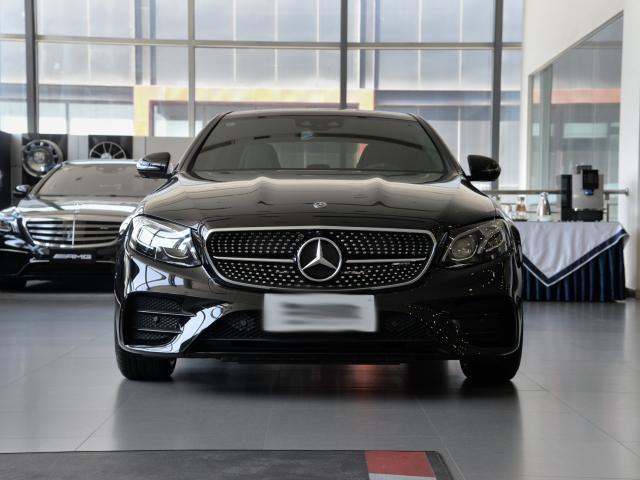 2019款奔驰AMG E 53 4MATIC，指导价94.88万，最大马力435