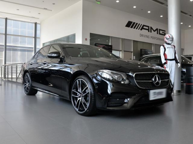 2019款奔驰AMG E 53 4MATIC，指导价94.88万，最大马力435