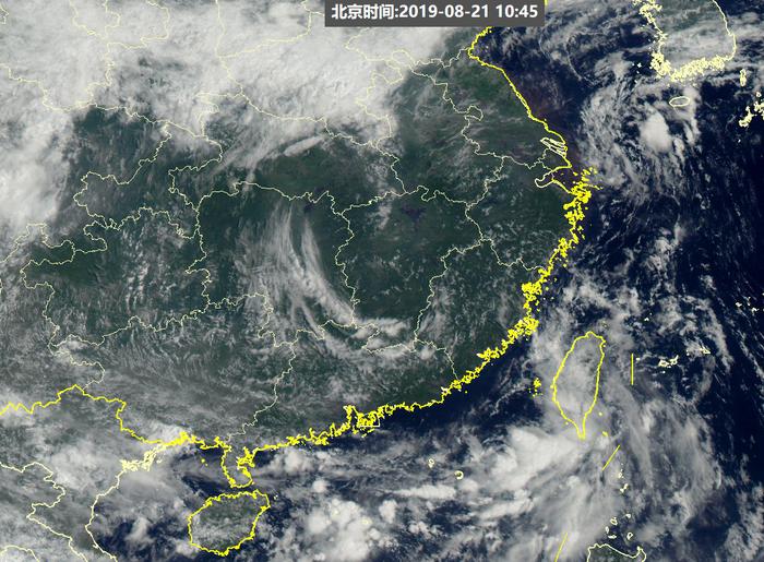 上海以东突现“隐形台风”，太空可见！分析：无害，或带来阵雨