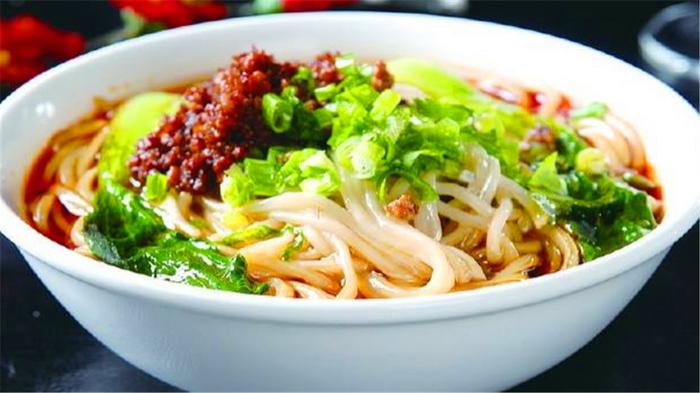 外国人最爱吃的5种中国面，杭州片儿川上榜，最后一种百吃不腻