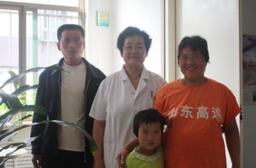 俩孩子都是在红绘医院要上的，来院感谢李萍院长送子恩