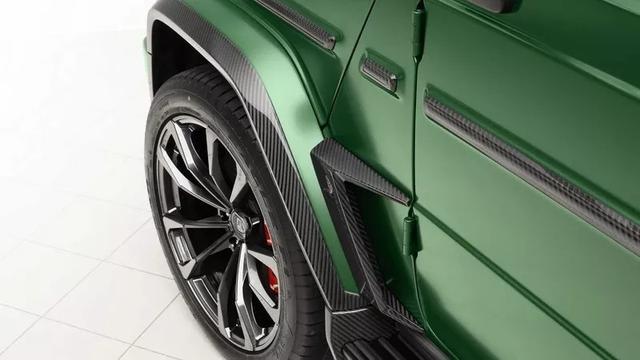 奔驰G级改装绿色涂装后 是不是更有野性呢？