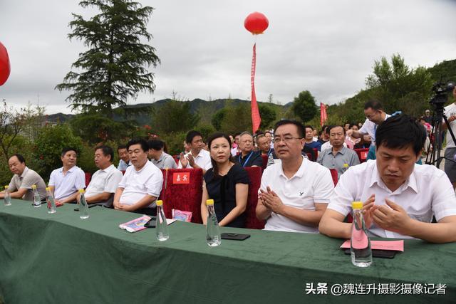 陕西丹凤安森曼酒庄第二届葡萄酒文化节暨行业高峰论坛盛大开幕