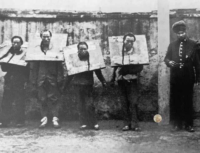 清末老照片：甲午战争中被日军俘虏的清军、镜头下吸大烟的瘾君子
