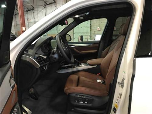 2019款宝马X5 操控安全舒适的SUV