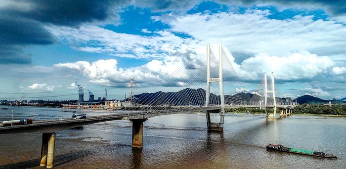 【70年安徽之最】皖江第一桥，连南通北筑通途