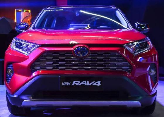 全新一代丰田RAV4实车亮相！轴距加长30mm 2.0L百公里油耗6.4L！