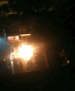 【独家报道】昨夜，西安一辆风神E70在充电站起火爆炸