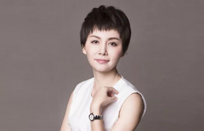 女人要好命，就得挣钱、变美和读书