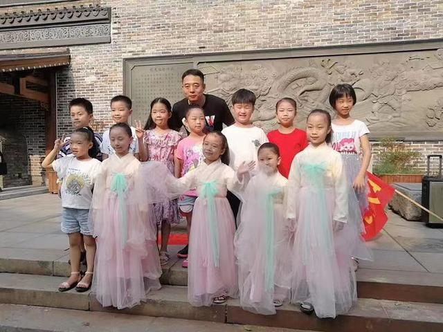 《少年湘游记》在长沙化龙池开机 传递中华文化引导正能量