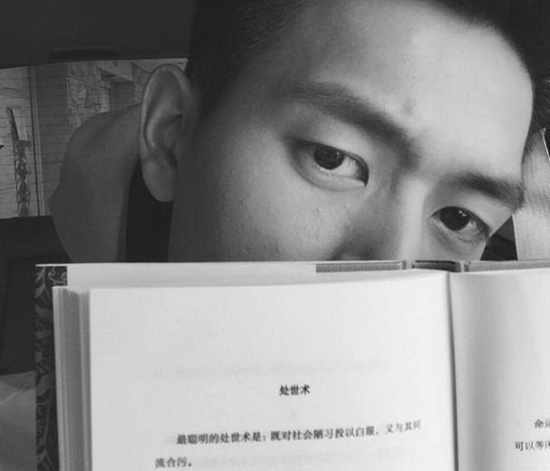 当李现的女朋友究竟有多幸福？多图揭开他生活中的真面目