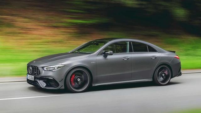 奔驰AMG A45/AMG CLA45焕然一“芯”，2.0T输出416马力！