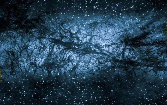 从宇宙的黑暗部分到太阳系天体，如何通过X射线获取关键信息？