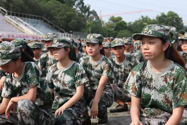 砺炼青春，筑梦未来 | 19级新生军训开营啦