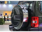 真正“硬汉”越野车！军工品质+四驱大梁，12万售价让丰田都羡慕