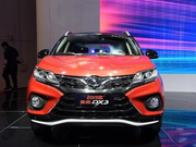 真不比哈弗H2差，轴距超2米6，四轮独悬，配置提升只卖6万多