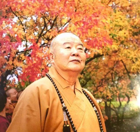 他12岁出家，弘法80年，创建100多所学校，这位高僧让无数人感动