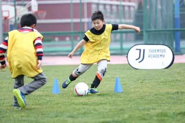 北京爱迪国际学校成为北京首家与尤文图斯足球学院合作学校