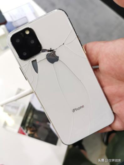 iPhone 11 很脆弱？模型机背板玻璃先爆裂？