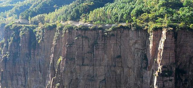 郭亮村：太行绝壁上的村庄