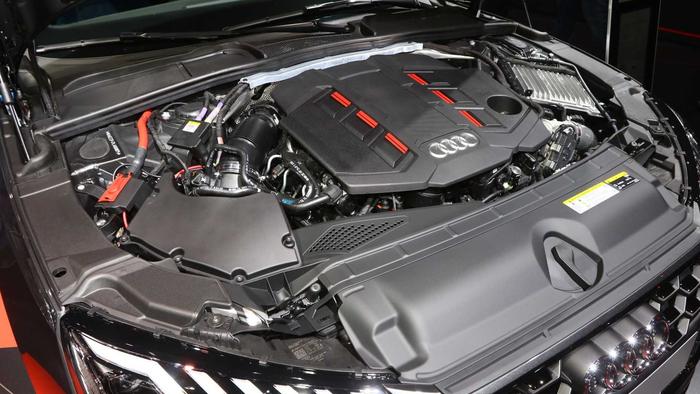 4.0T V8发动机+48V轻混系统 奥迪RS 6 Avant亮相法兰克福车展