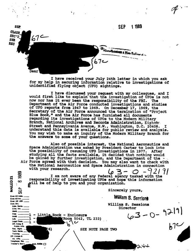 美国蓝皮书计划解密：男子遭遇UFO，身体被烧伤！