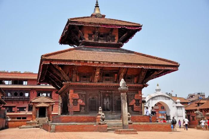 尼泊尔的世界遗产，几十座寺庙差点毁于一场大地震