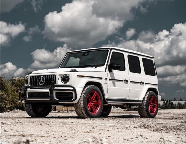 新款梅赛德斯AMG G63换装AT胎，这才是要去越野的节奏！