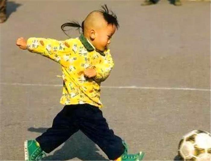 17年前，被国足主帅米卢盛赞的中国足球神童周了了现状如何？
