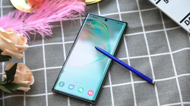 三星Galaxy Note10（莫奈彩）评测：缔造“印象派”的梦幻外观