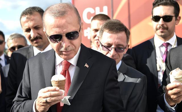 刚吃完普京请的冰激凌，埃尔多安称土耳其考虑买美国爱国者