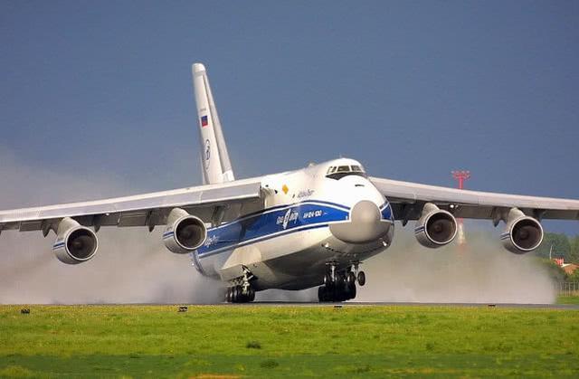 传奇的诞生：走近俄罗斯安124“鲁斯兰”超重型运输机