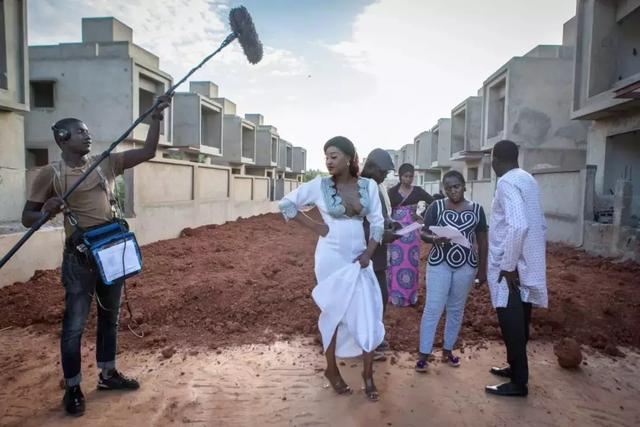 ϱޣǵķǵŮȨ֮⣿