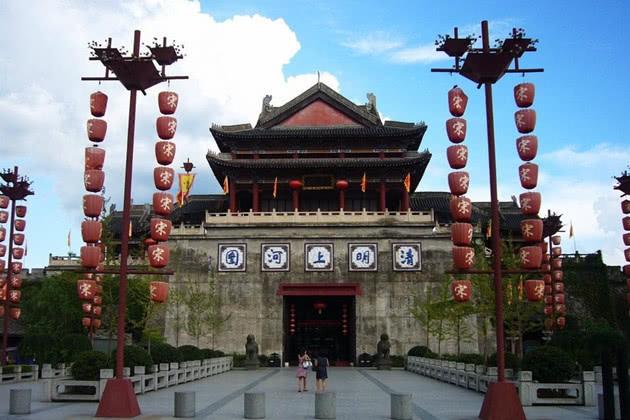 浙江“仿古”最成功的2个景区，拥有众明星坐镇，每年收入数十亿