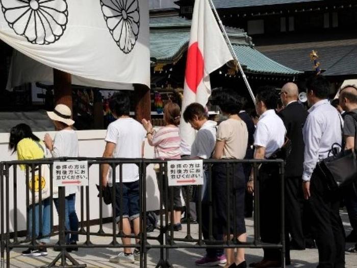 英军橄榄球队参拜靖国神社，遭英国驻日大使批评