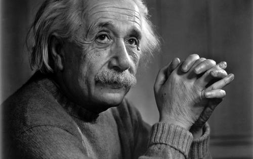为何爱因斯坦要将晚年的笔记烧掉？科学家给出了3种猜测