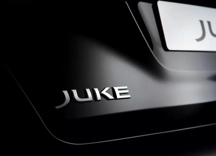 换代的日产Juke不再卖丑，可跟C-HR硬杠？