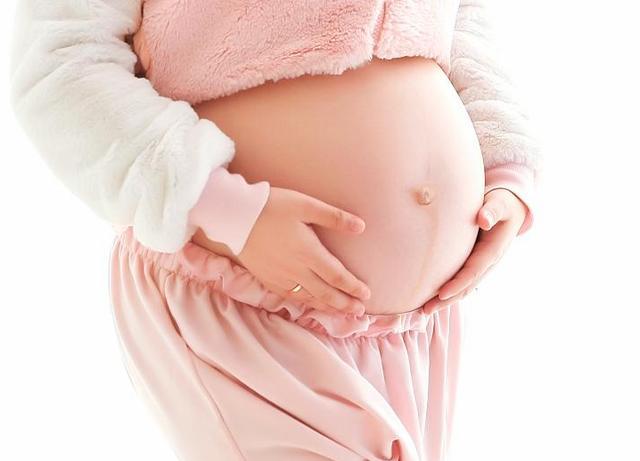 为何大多女明星生完孩子后没有“妊娠纹”？这3点很关键，别忽视