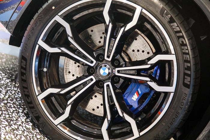 创新BMW X3 M、创新BMW X4 M及雷霆版广州宝悦激情上市！