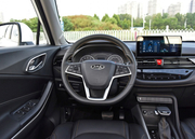 新增“梦想蓝”配色，全系搭载1.5T动力，6速手动版7.58万起