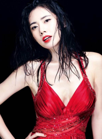 秋瓷炫18岁罕见剧照被翻出,网友直呼:纯天然的,于晓光赚大了