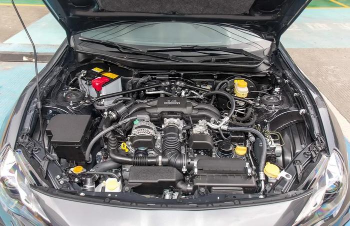 丰田86新款跑车，品牌保值率位居第一，起售价27.78万