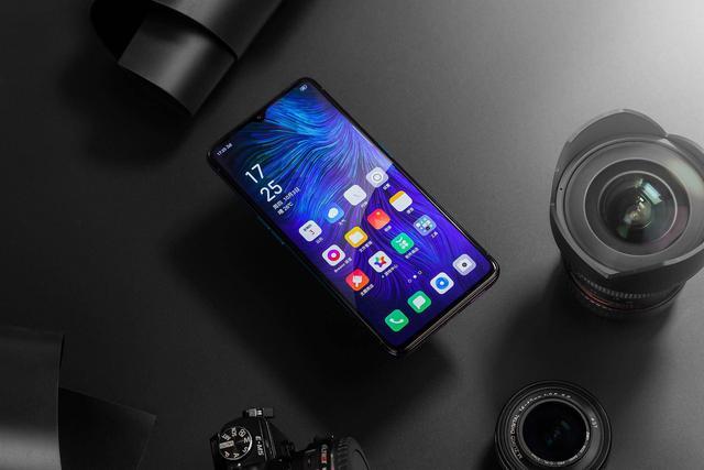 全能旗舰、“王牌”手机，OPPO Reno Ace圈粉专业媒体