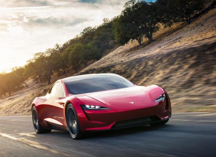 配三电机零百加速不到2秒，特斯拉全新Roadster预计年产不超万台