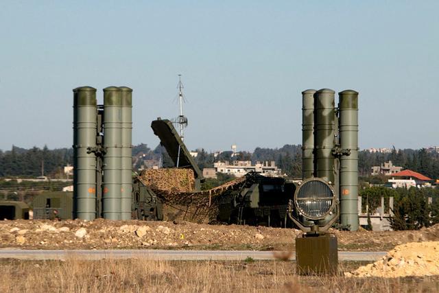 俄军再次用S-400拦截“S-300防空导弹”，验证高超音速拦截能力